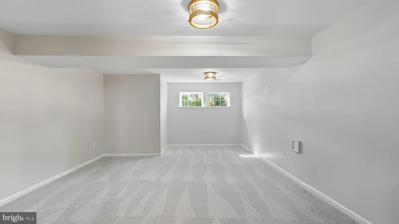 8909 Robert Lundy Place, Lorton, VA 22079, Lorton, Virginia, United States. - Photo 37