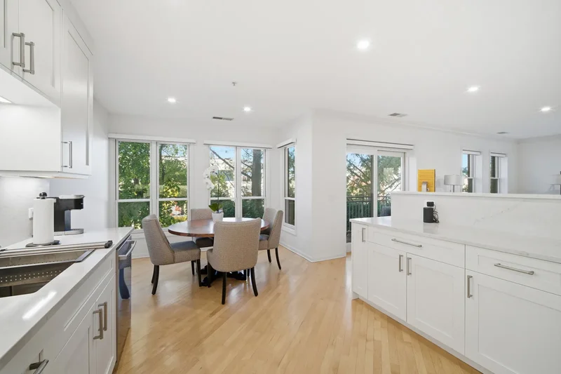 Condominium - Highland Park - United States