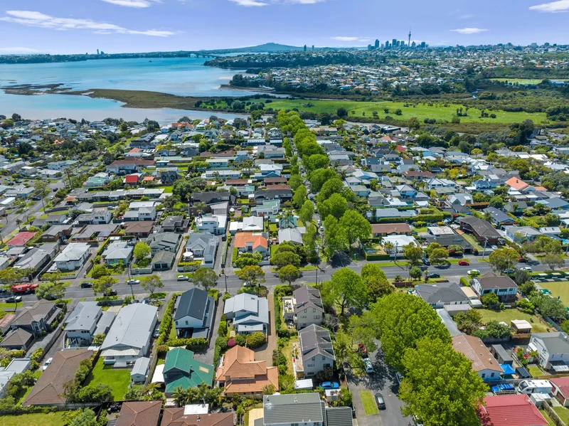 2/56 Walford Road, Point Chevalier, Auckland, AUK 1022, Auckland, Auckland, New Zealand. - Photo 22