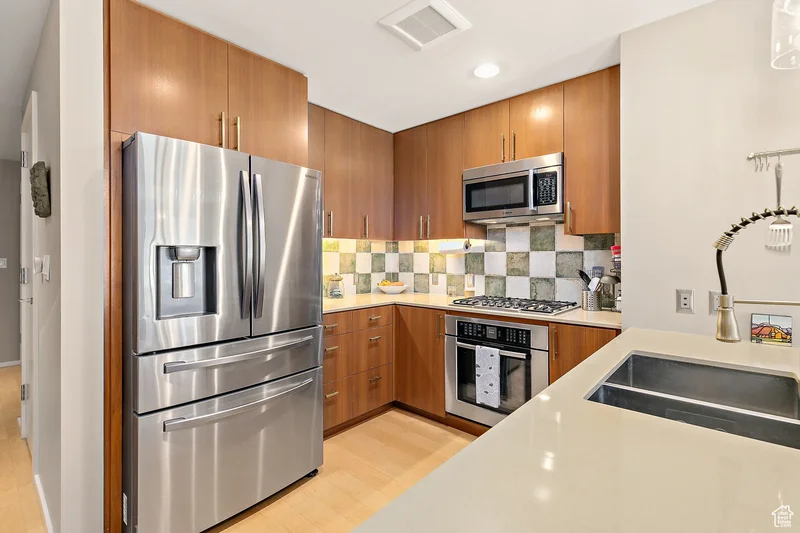 35 E 100 Unit# 408, Salt Lake City, UT 84111, Salt Lake City, Utah, United States. - Photo 5