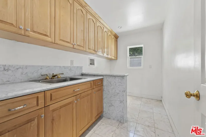 16647 Charmel Lane, Los Angeles, California, United States. - Photo 30