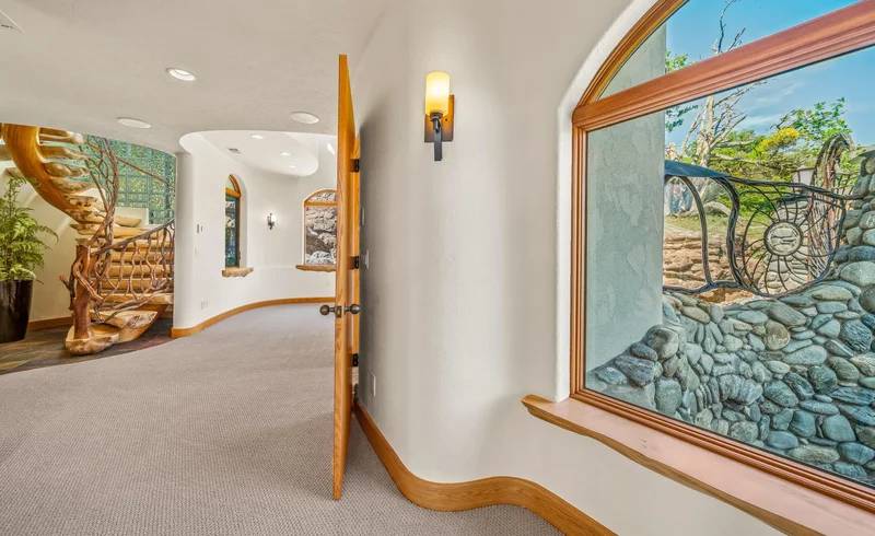 2700 N Valley View Road, Ashland, OR, 97520, USA, Ashland, Oregon, United States. - Photo 31