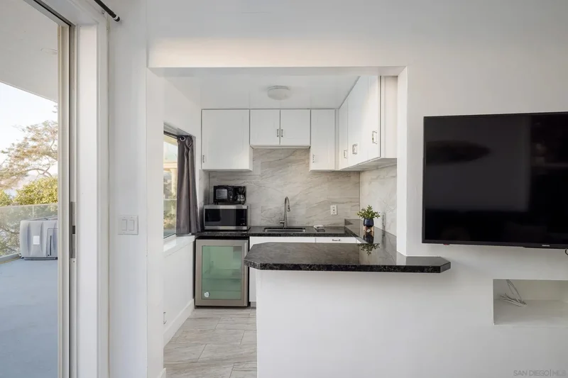 1624 Torrey Pines Rd, San Diego, California, United States. - Photo 31