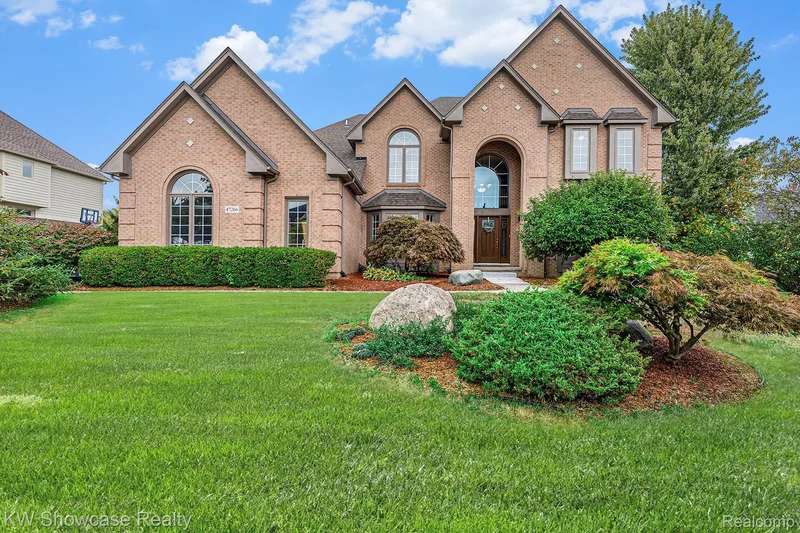 47266 White Pines Drive, Novi, MI 48374, Novi, Michigan, United States. - Photo 31