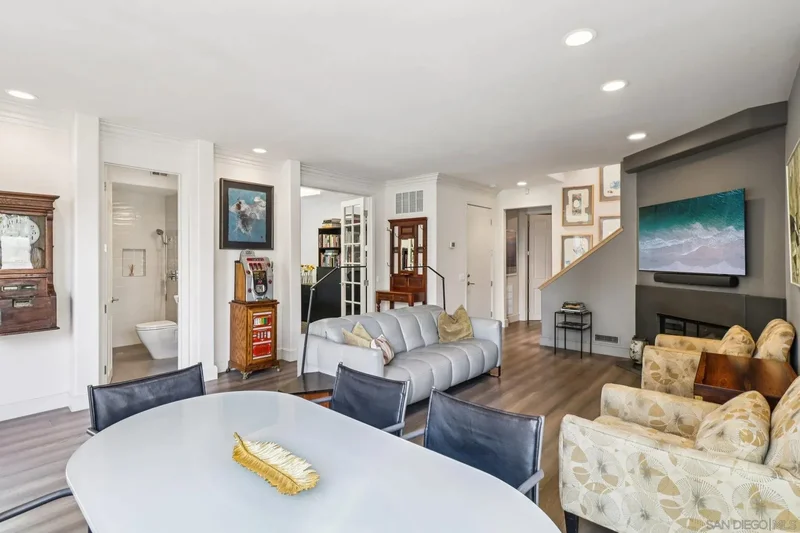 1295 W Redwood St, San Diego, California, United States. - Photo 15