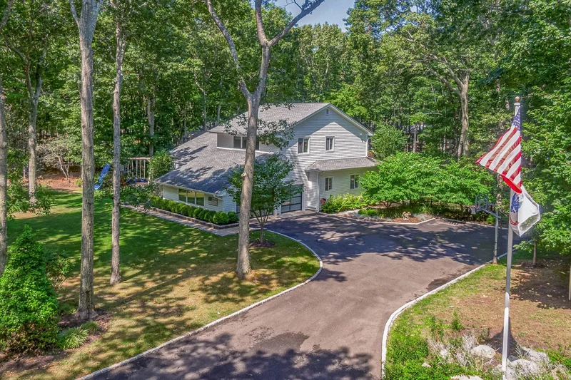 17 Crescent Way, Shelter Island Heights, New York, United States. - Photo 4