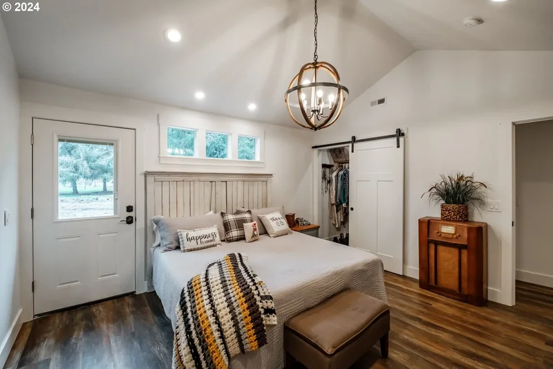 15959 S HOLMES RD, Molalla, OR 97038, Molalla, Oregon, United States. - Photo 17