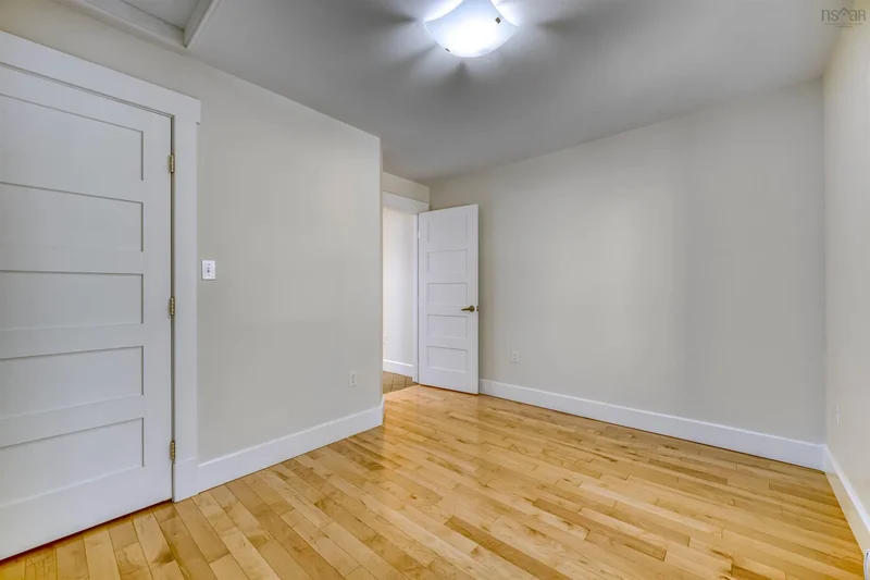 243 Pelham Street, Lunenburg, Nova Scotia, Canada. - Photo 29