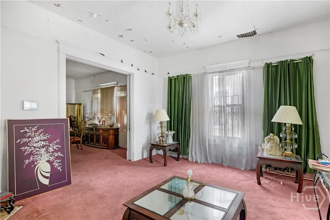 310 W 34th Street, Savannah, Georgia, United States. - Photo 1