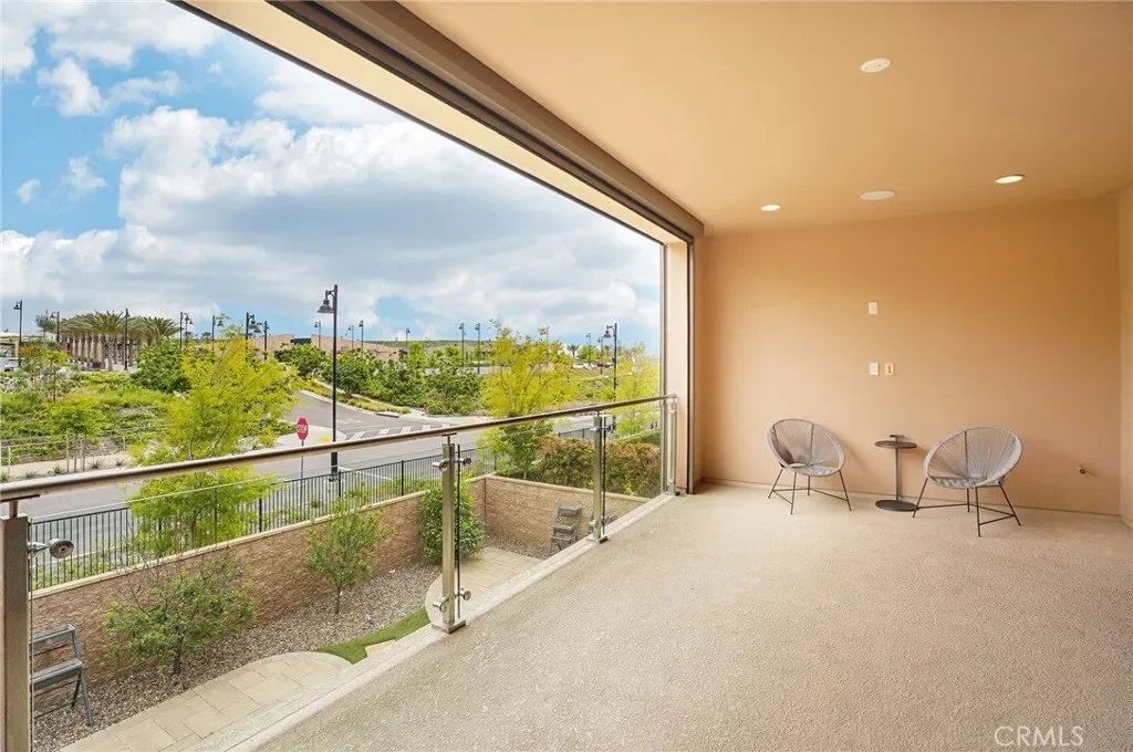 20452 W Esmerelda Lane, Porter Ranch, CA, 91326, USA, Los Angeles, California, United States. - Photo 42
