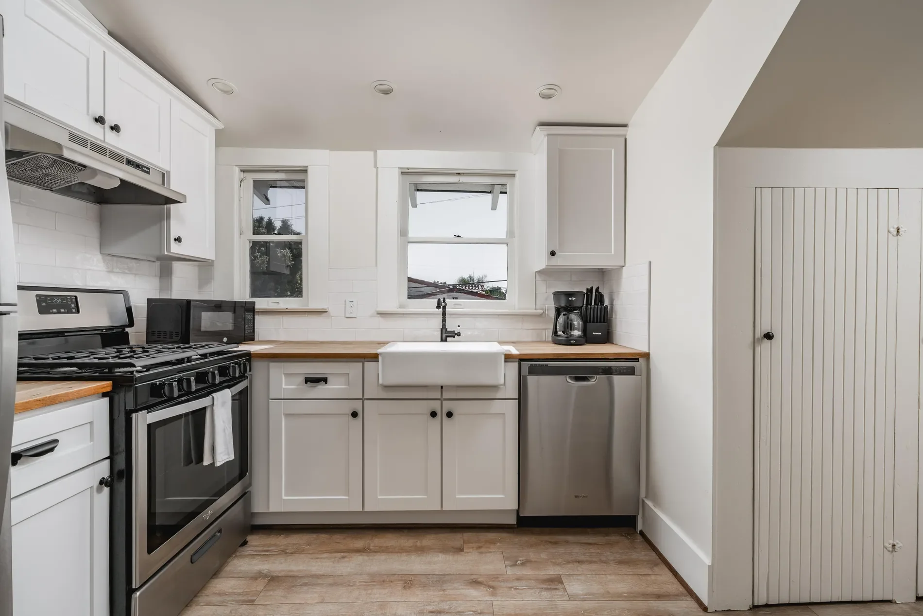 428 Corona Del Mar, Santa Barbara, California, United States. - Photo 16
