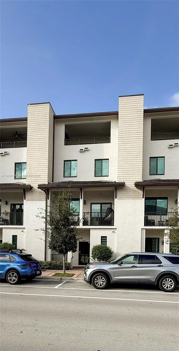 Townhouse in Doral