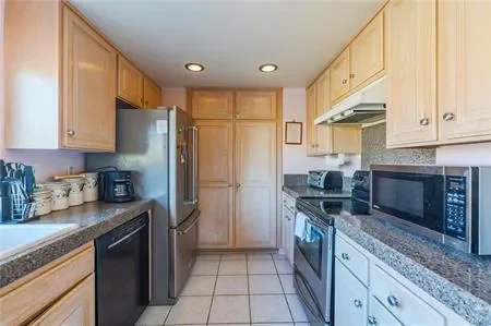 949 Fernrest Drive, Harbor City, CA 90710, Los Angeles, California, United States. - Photo 26