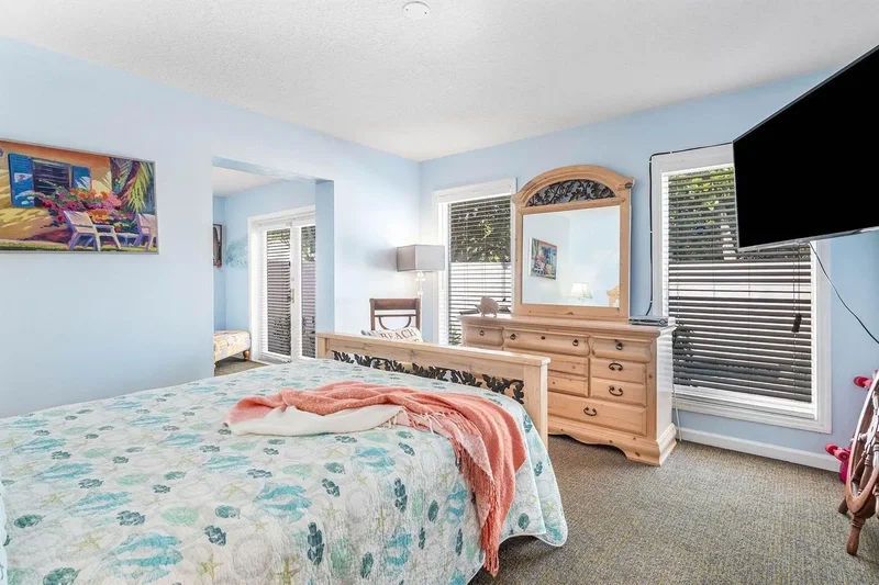 800 Lagoon Lane , Lantana, FL 33462, Lantana, Florida, United States. - Photo 15