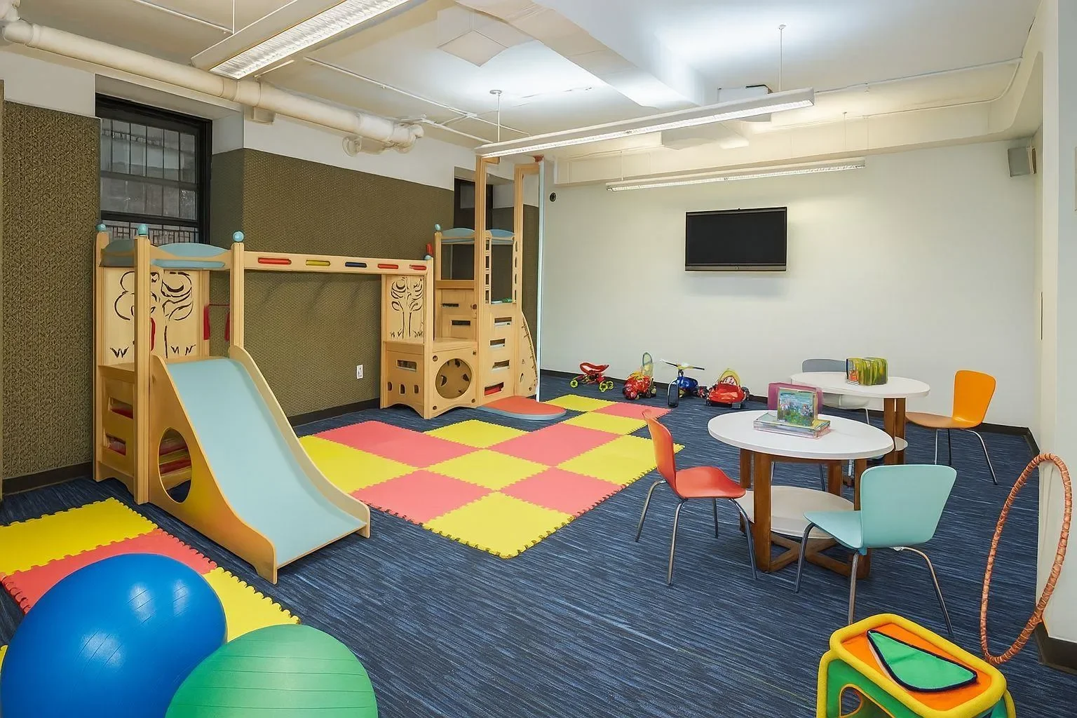 Avonova, 219 W 81ST ST, New York, New York, United States. - Photo 11