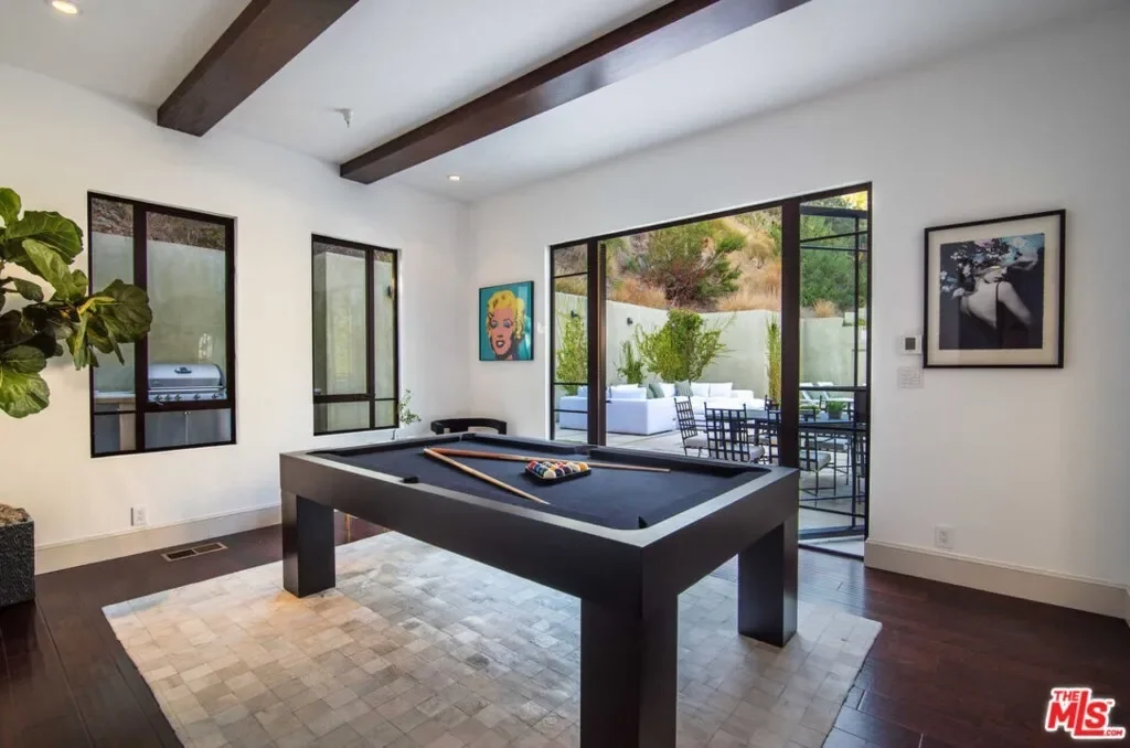 7801 Hillside Avenue, Los Angeles, California, United States. - Photo 17