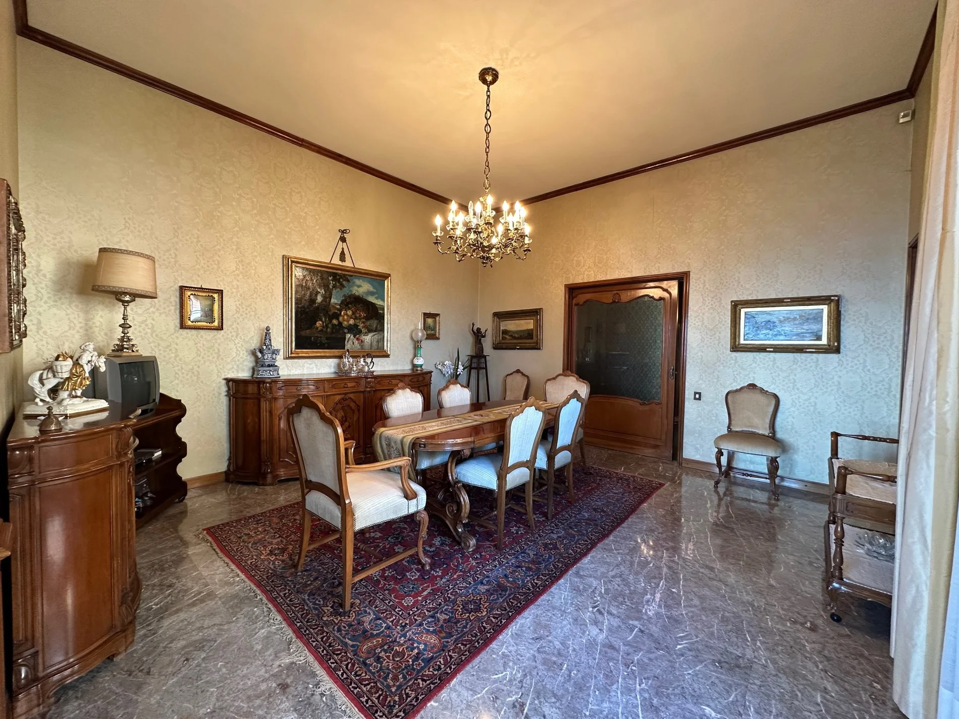 Gallery photo 10