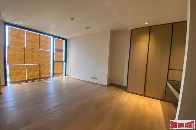 Beatniq Sukhumvit 32 - Large One Bedroom in Luxury Condo for Sale - Thong Lo