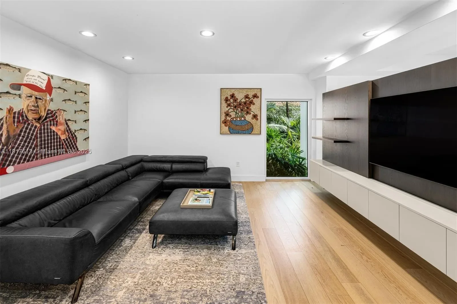 7150 W Lago Dr, Miami, Florida, United States. - Photo 4