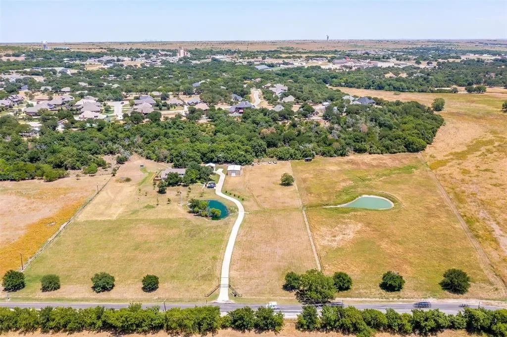 819 Old Annetta Road, Aledo, Texas, United States. - Photo 37