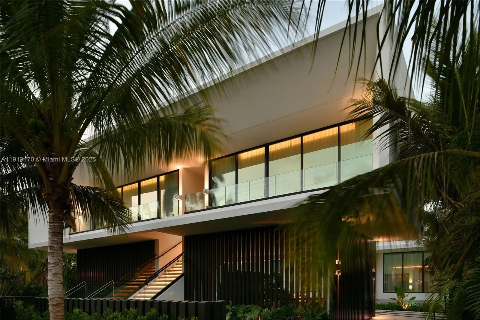 375 N Hibiscus Dr, Miami Beach, Florida, United States. - Photo 28