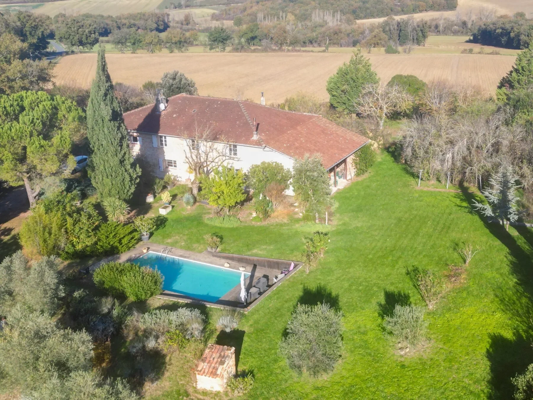 Property photo 1