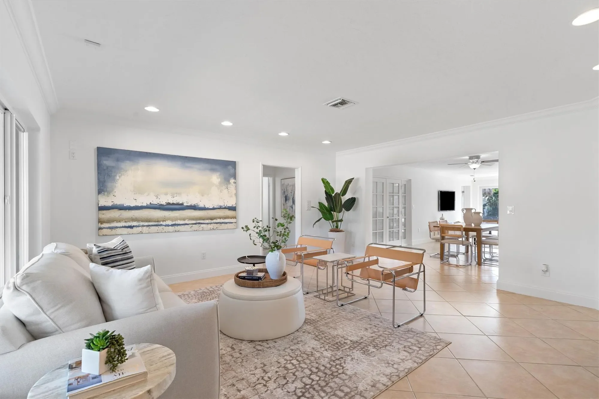 370 SE 3rd Ct, Pompano Beach, Florida, United States. - Photo 8
