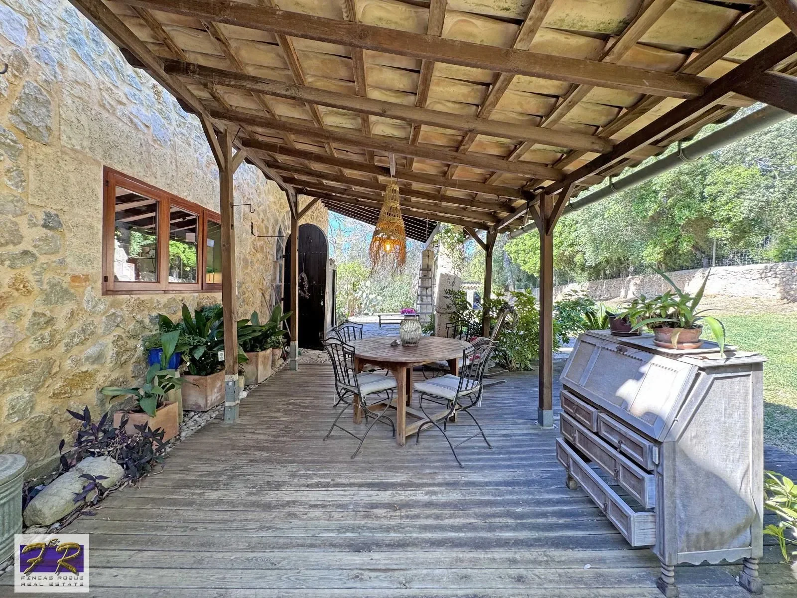 Gallery photo 11