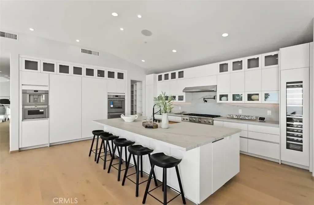 31 N Vista De Catalina, Laguna Beach, California, United States. - Photo 10