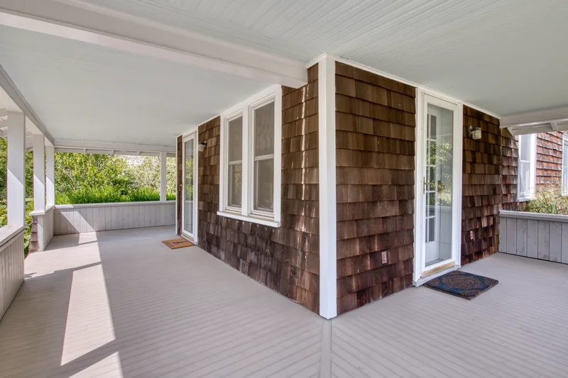 385 Cottage Place, Southold, NY 11971, Southold, New York, United States. - Photo 10