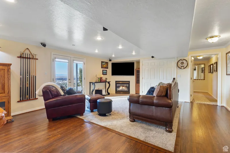 683 HILLSIDE OAK CIR, North Salt Lake, Utah, United States. - Photo 23