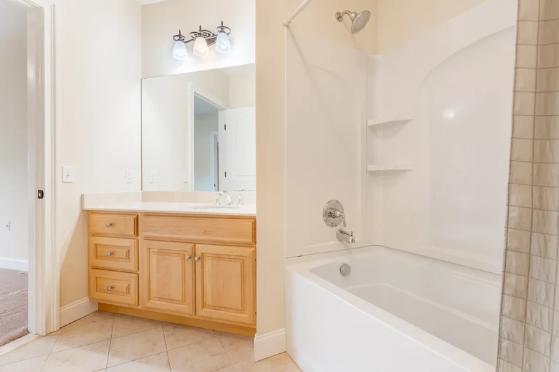 332 Still Water Circle 332, Brookfield, CT 06804, Brookfield, Connecticut, United States. - Photo 22