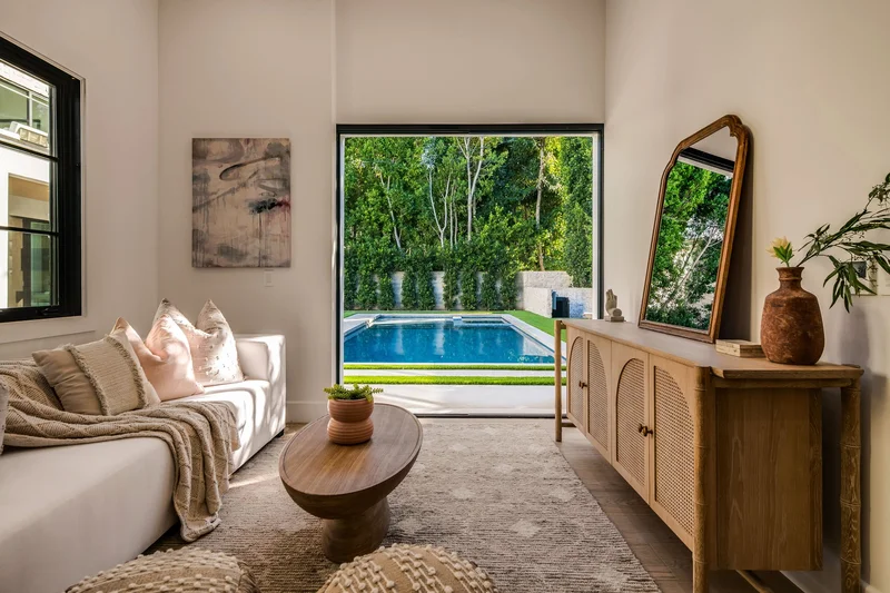 4425 Atoll Ave, Sherman Oaks, CA 91423, Los Angeles, California, United States. - Photo 11
