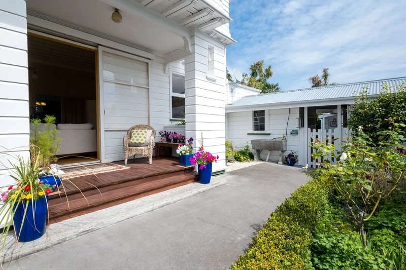 14 Elizabeth Road Bluff Hill, Napier, HKB, Napier, Hawke's Bay, New Zealand. - Photo 9