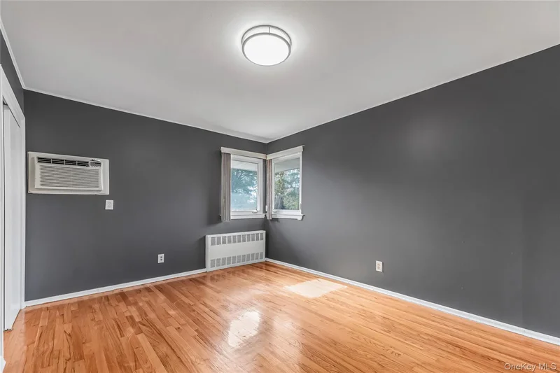 2 Deer Path Lane, Syosset, NY 11791, Syosset, New York, United States. - Photo 35