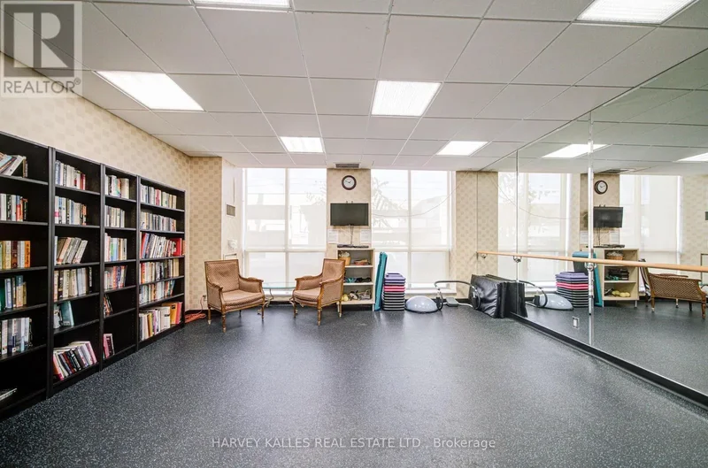 1 GLEN PARK #404, Toronto (Englemount-Lawre, ON, CANADA, Toronto, Ontario, Canada. - Photo 40