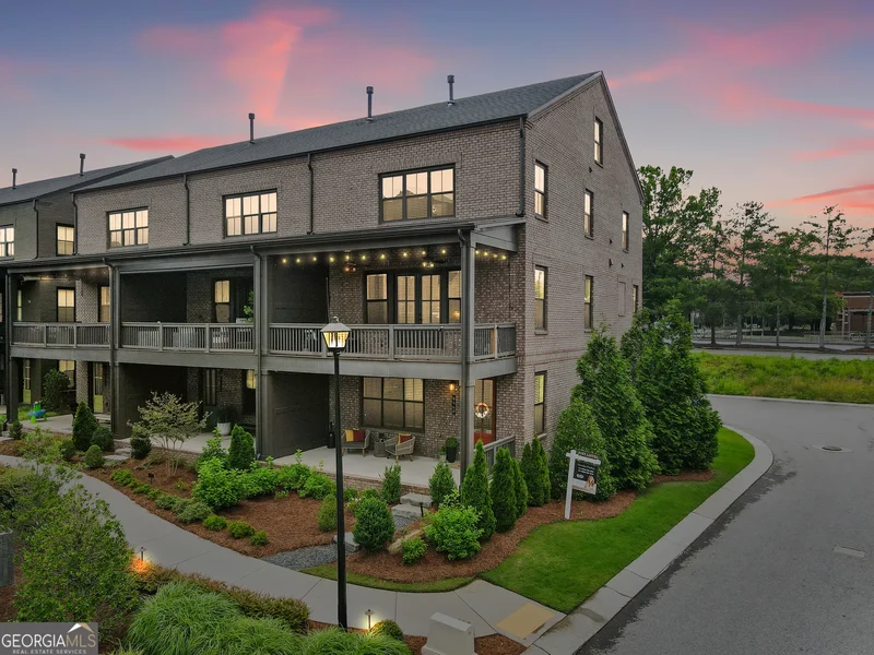 Townhouse in Alpharetta