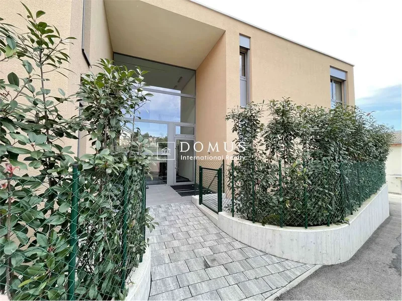 New, modern prestige flats