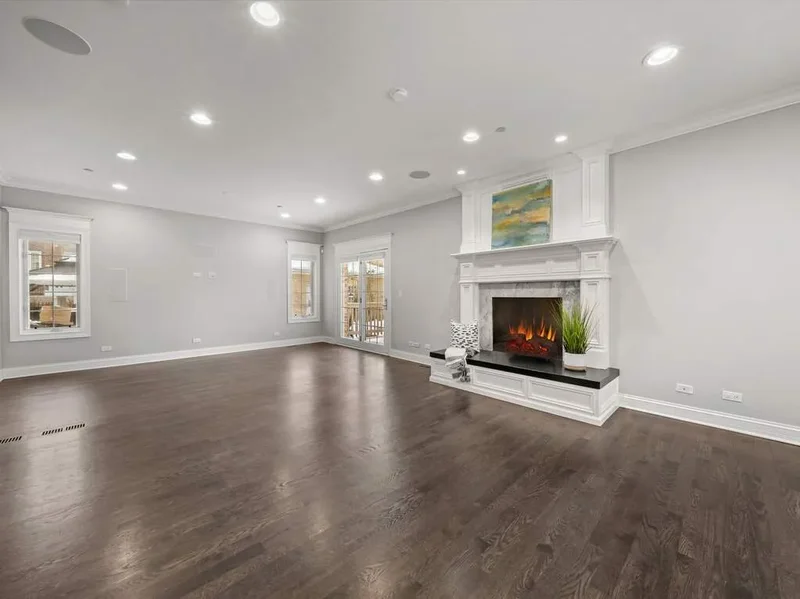 6732 N. East Prairie Road, Lincolnwood, IL, 60712, USA, Lincolnwood, Illinois, United States. - Photo 18
