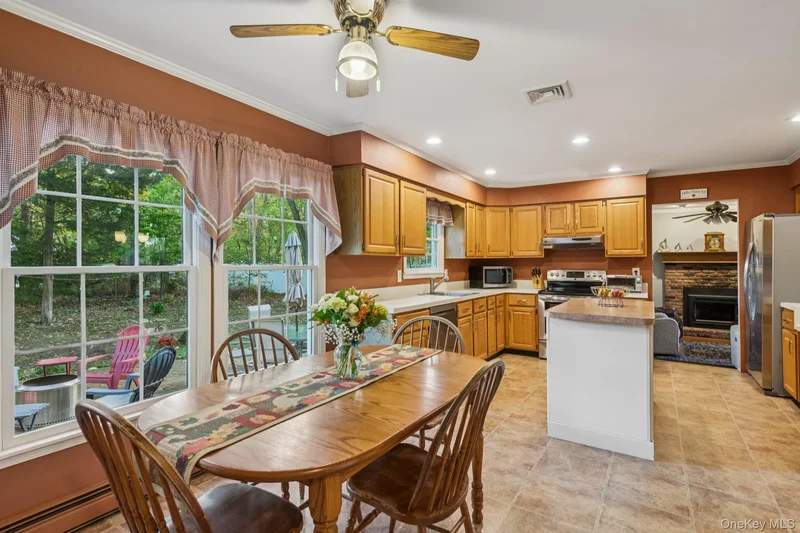 17 Sunwood Drive , Miller Place, NY 11764, Miller Place, New York, United States. - Photo 9