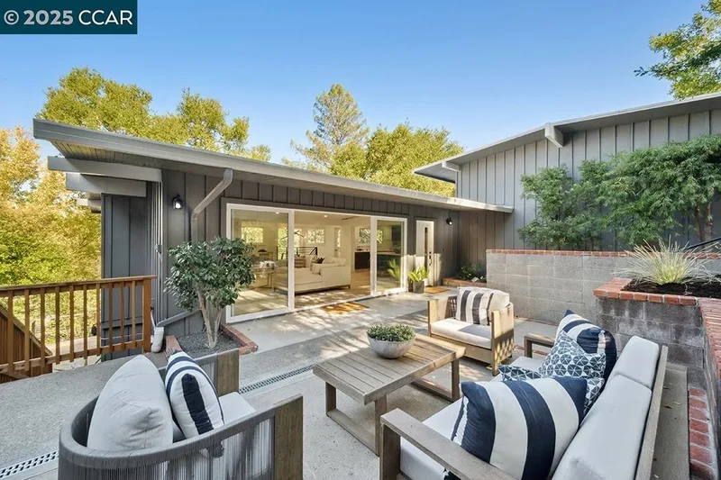 26 Berkeley Ave, Orinda, California, United States. - Photo 22