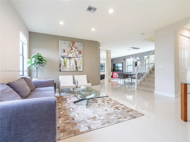 8777 NW 102nd Ct, Doral, Florida, United States. - Photo 16