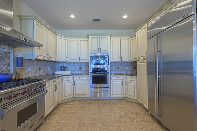 218 15th St N, Brigantine, NJ 08203, Brigantine, New Jersey, United States. - Photo 44