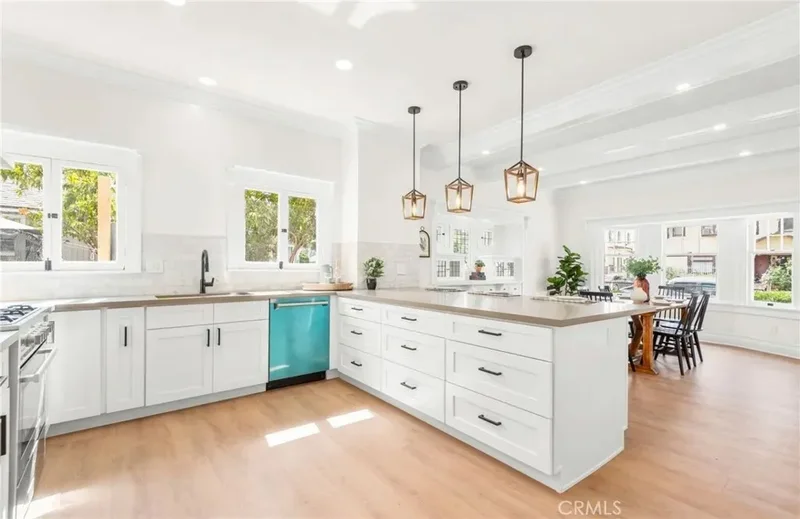 1720 S Kingsley, Los Angeles, California, United States. - Photo 20