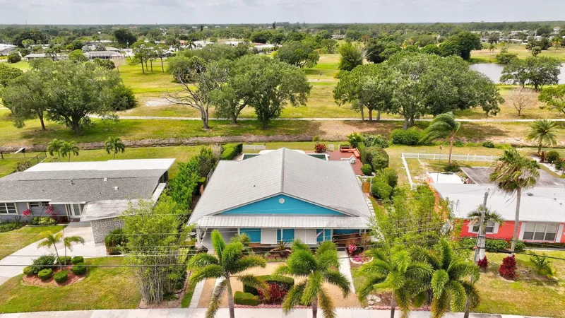 2940 SE Treasure Island Road, Port St. Lucie, Florida, United States. - Photo 49