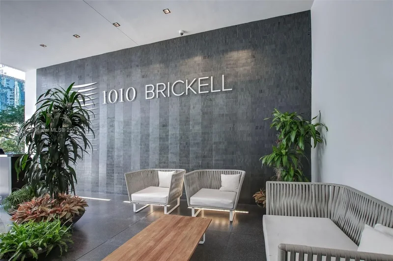 1010 Brickell Ave 4704, Miami, Florida, United States. - Photo 25