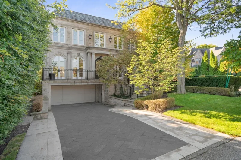 Contemporary Masterpiece On Ravine