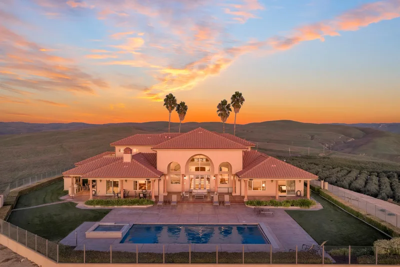 Five Arches Ranch