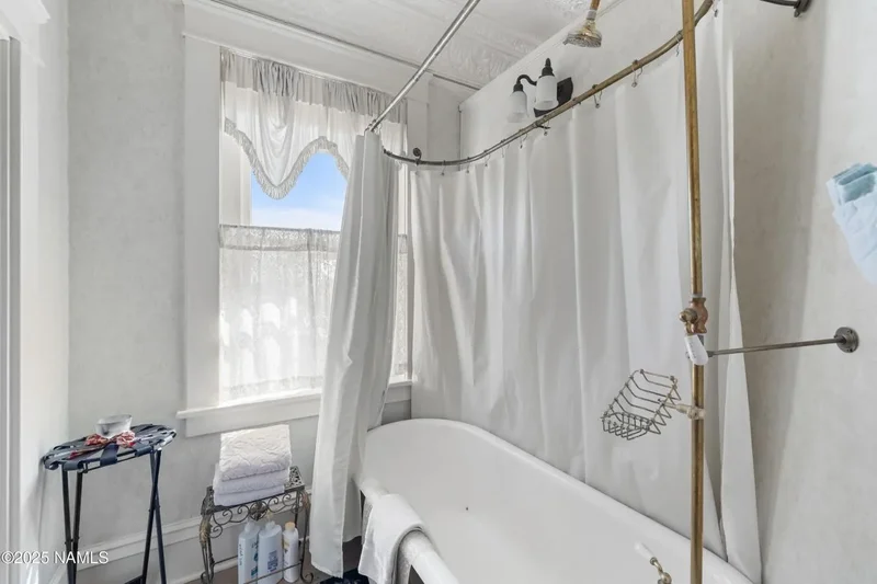 614 W Santa Fe Avenue, Flagstaff, Arizona, United States. - Photo 23