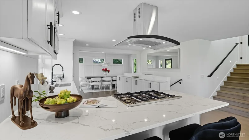 4527 W Raye Street, Seattle, WA, 98199, USA, Seattle, Washington, United States. - Photo 17
